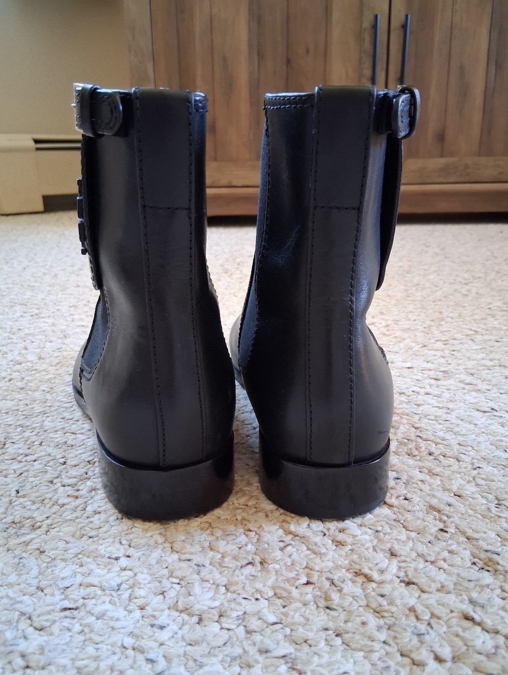 Tory Burch Wyatt Leather Ankle Boots Black Size 7.5 - Picture 5 of 9